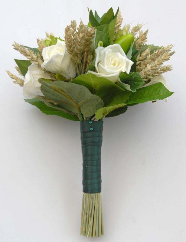 Bridesmaids Ivory Rose, Wheat & Green Hops Wedding Bouquet