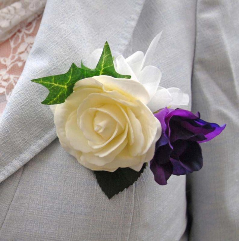 Purple Silk Lisianthus & Ivory Rose Pin on Wedding Corsage – Sarah's Flowers