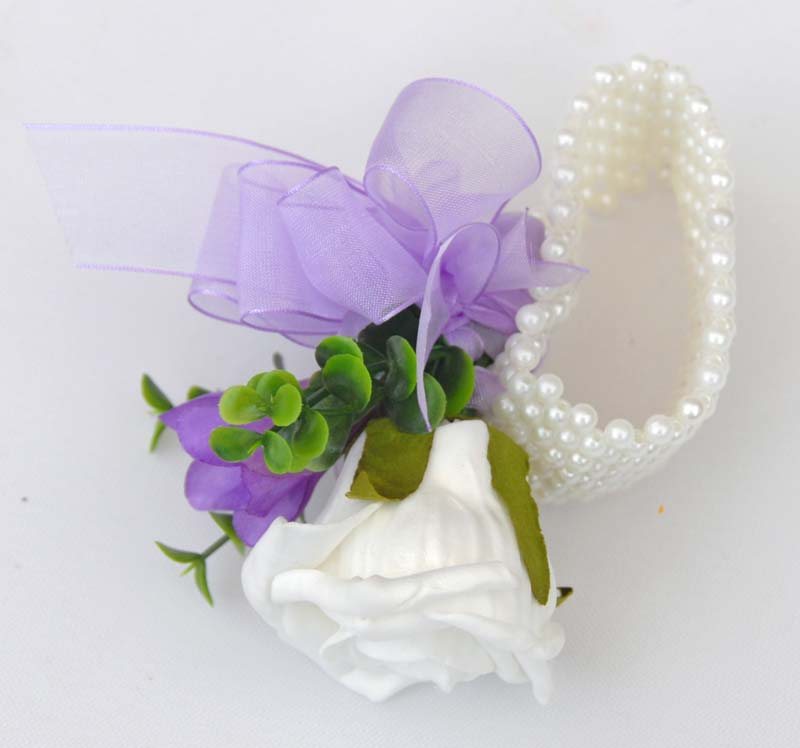Silk wrist corsage discount